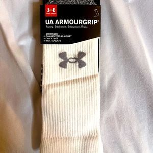 UA Under Armour Men's ArmourGrip Grip Crew Socks White Grey Medium 4-8 NWT